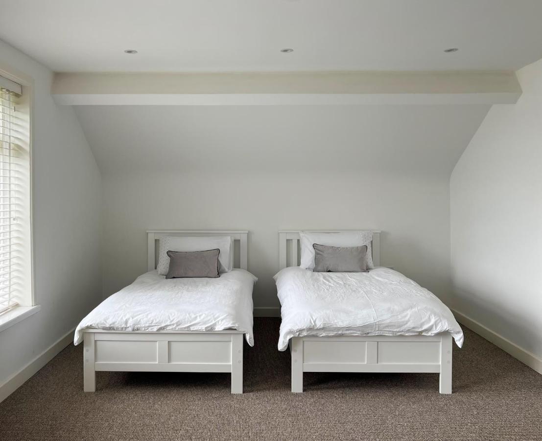 Luxurious Converted Old Victorian Bank Building Stewartstown Exteriér fotografie